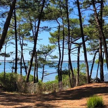 Front De Acces Presqu'ile De Giens-sea And Mountain Pleasure Hyeres